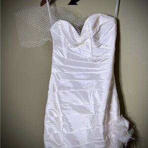 NEW PRICE 2Be Sweetheart Neckline Fit & Flare  Ruched Chiffon Wedding Dress Sz 6
